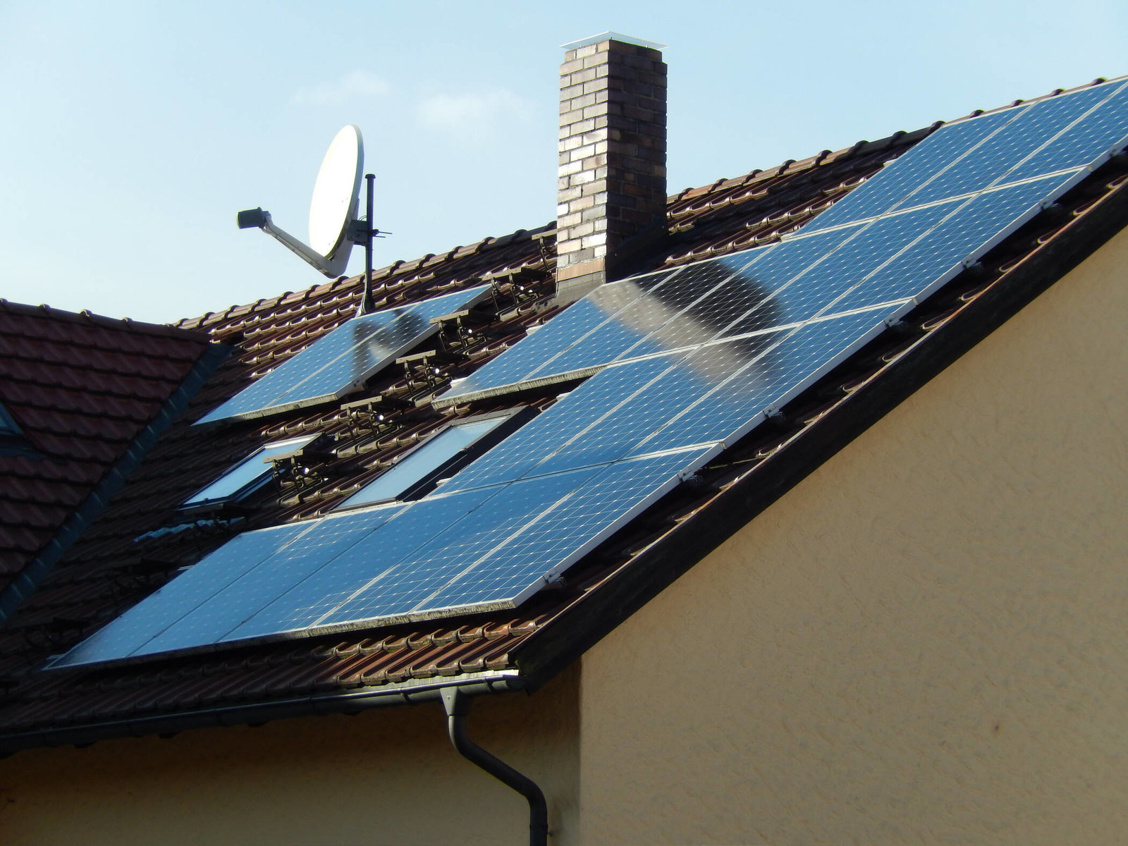 Solaranlage-Installation auf Dach